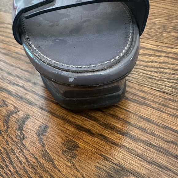 Yves Saint Laurent gray strappy platforms heels. Size 37.5. - Picture 8 of 12